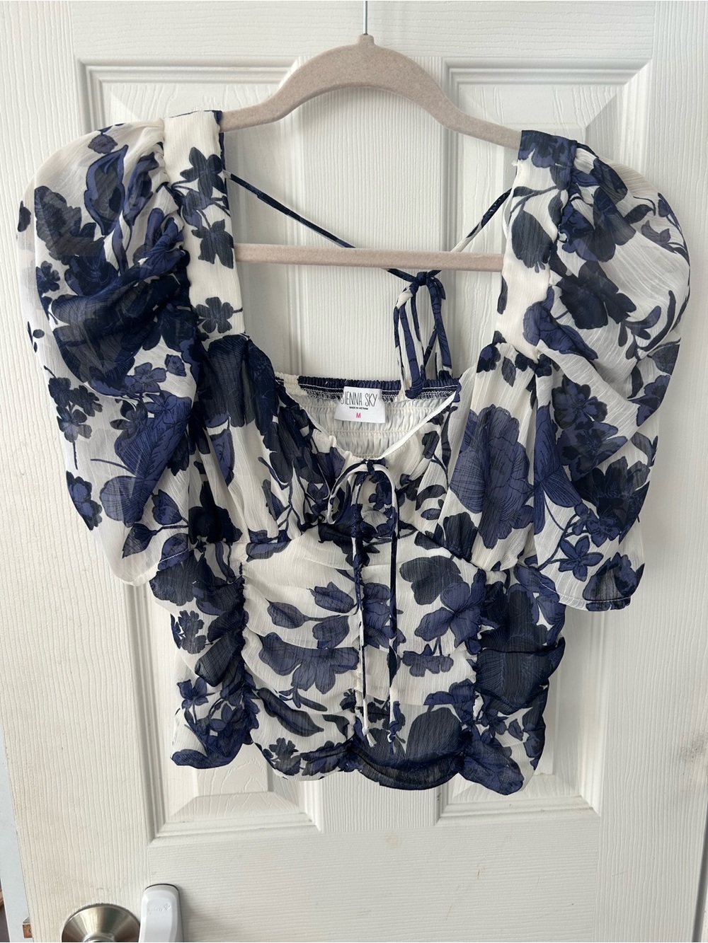 Sienna Sky Women's Puff Sleeve Blue Floral Print Tie Front Blouse size M